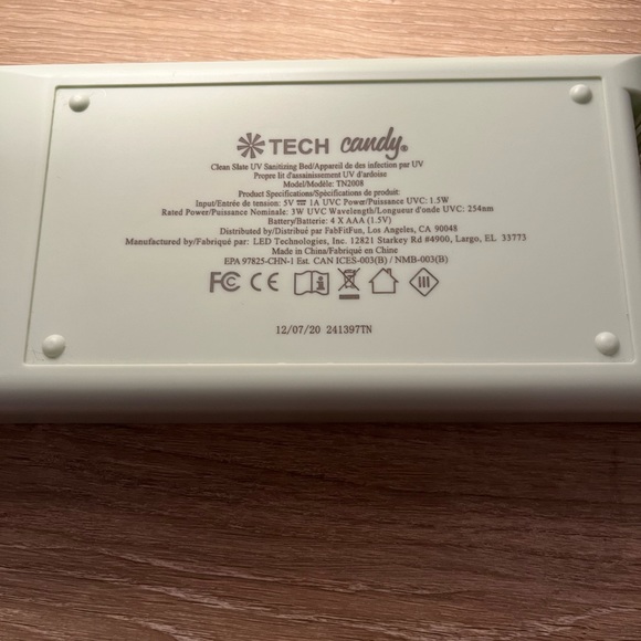Tech Candy UV Sanitizer - Picture 4 of 4